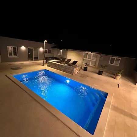 Monte Magno Villa