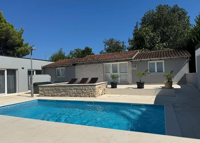Villa Monte Magno *