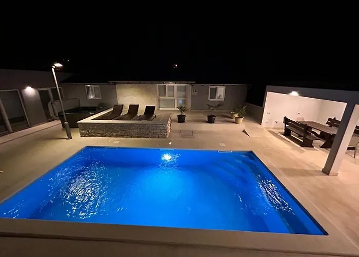 Βίλα Monte Magno Πούλα